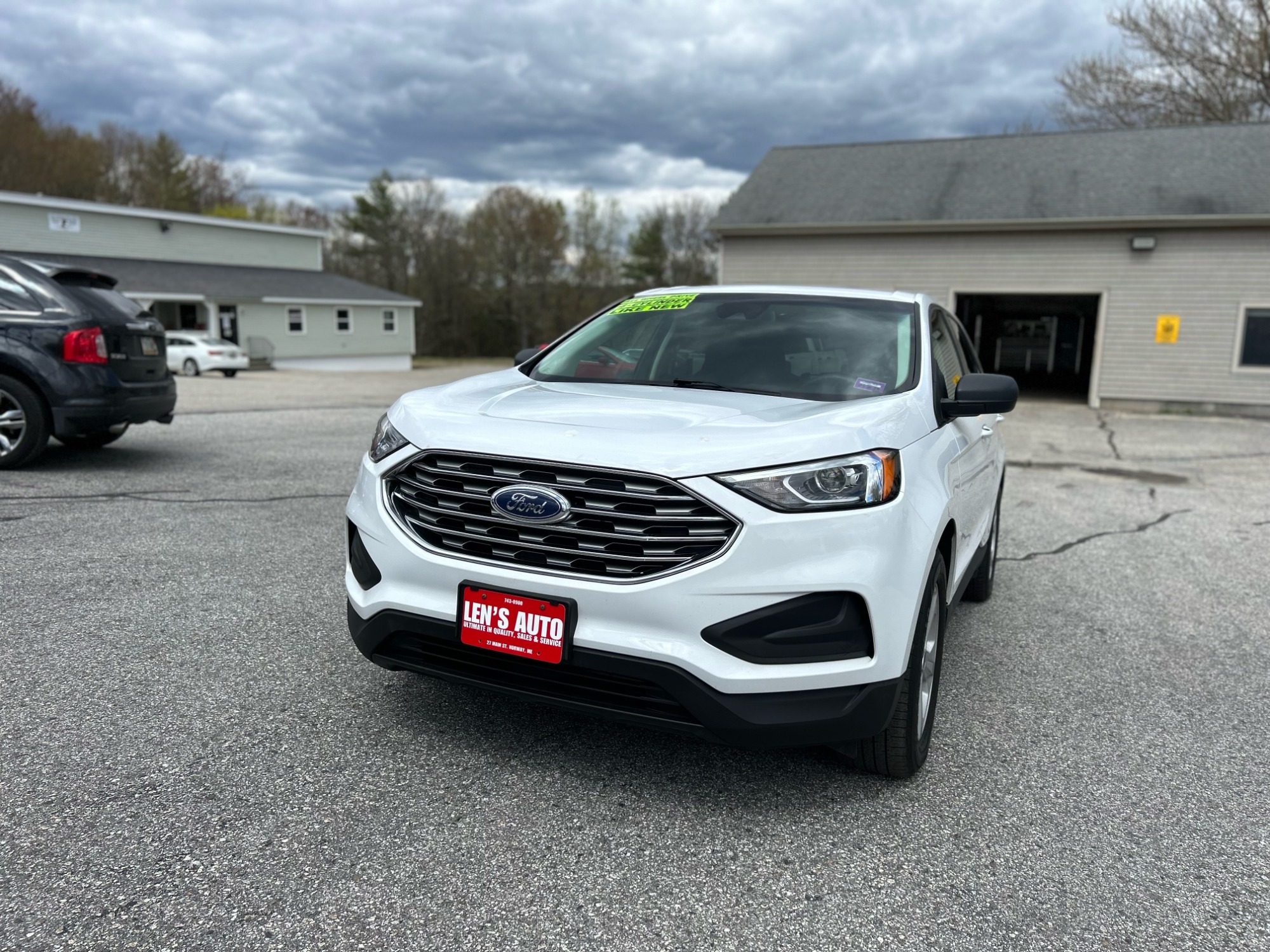 photo of 2020 Ford Edge SE AWD